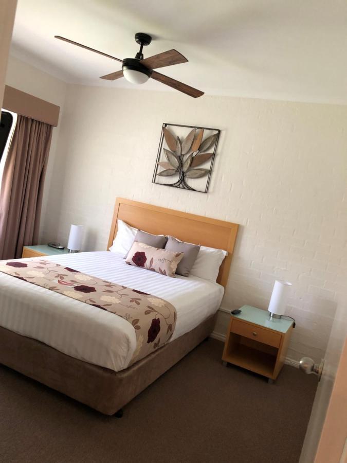 Blazing Stump Motel & Suites Wodonga Exterior foto